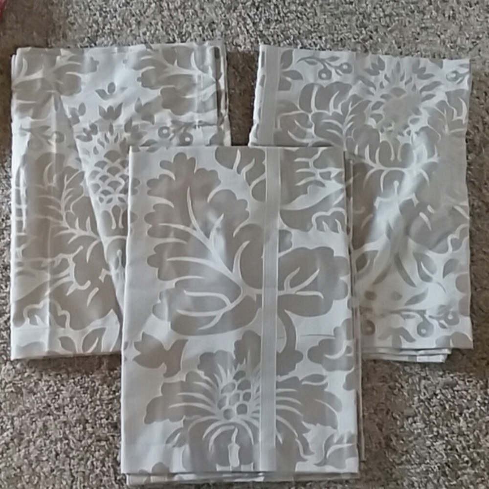Set of 3 Martha Stewart valances